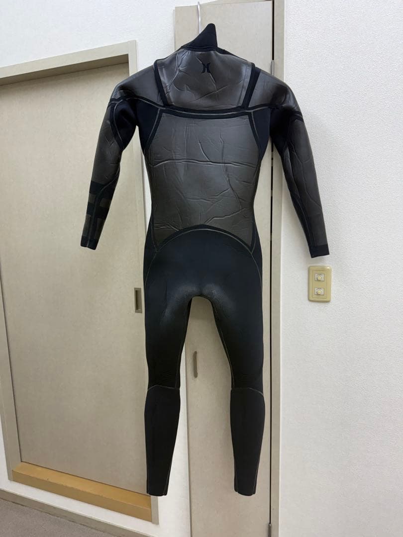 Hurley セミドライ　Mサイズ