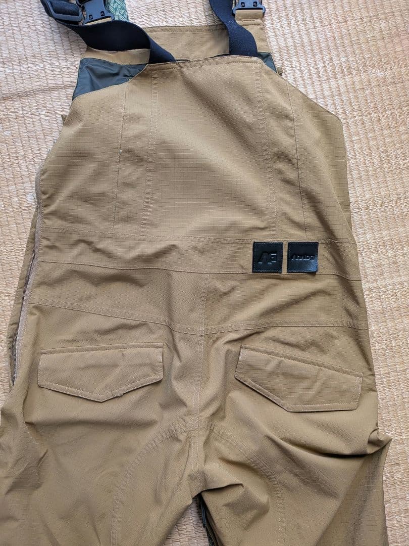 バートン burton アナログ Analog　ビブパンツ