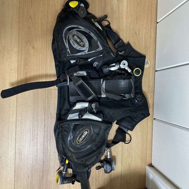 mares h.u.b BC、レギュレーター、オクトパス一体型(残圧系付属)
