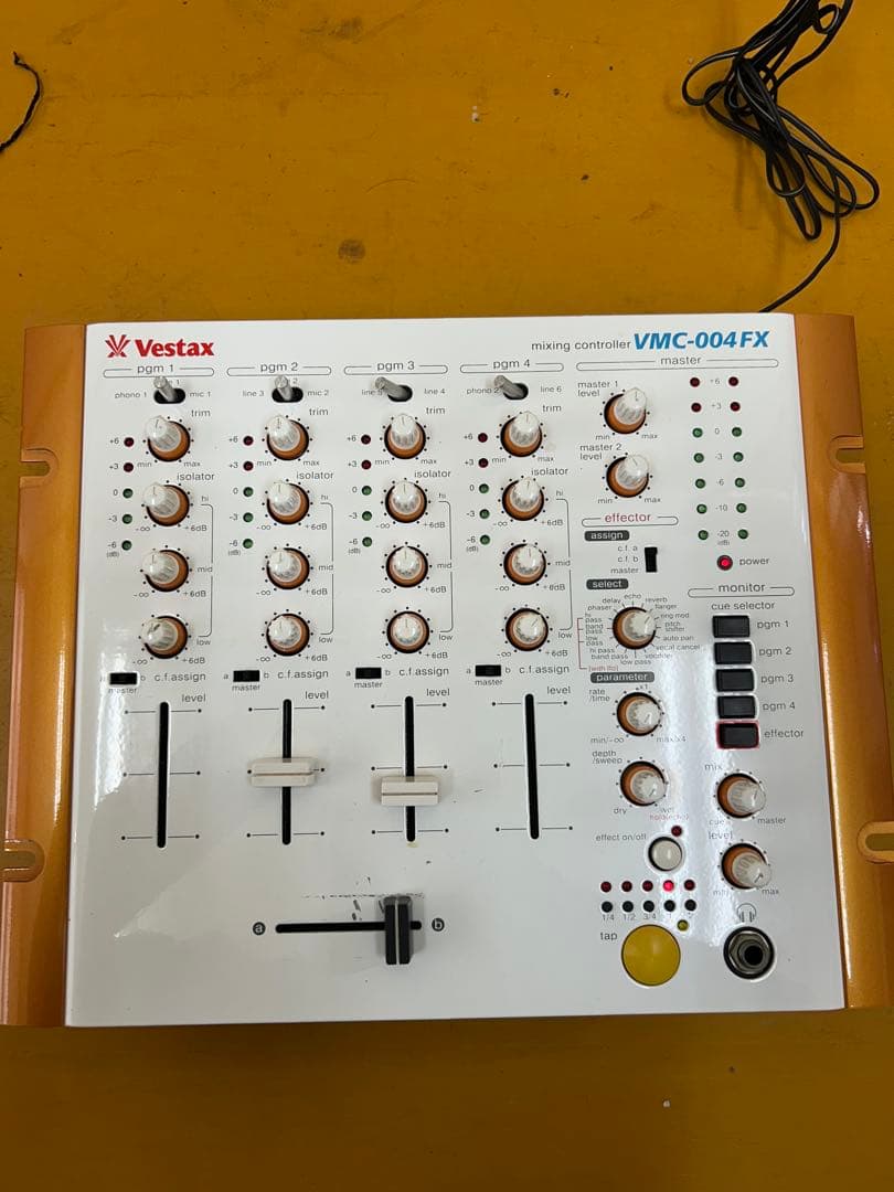 DJ機材 Vestax VMC-004FX