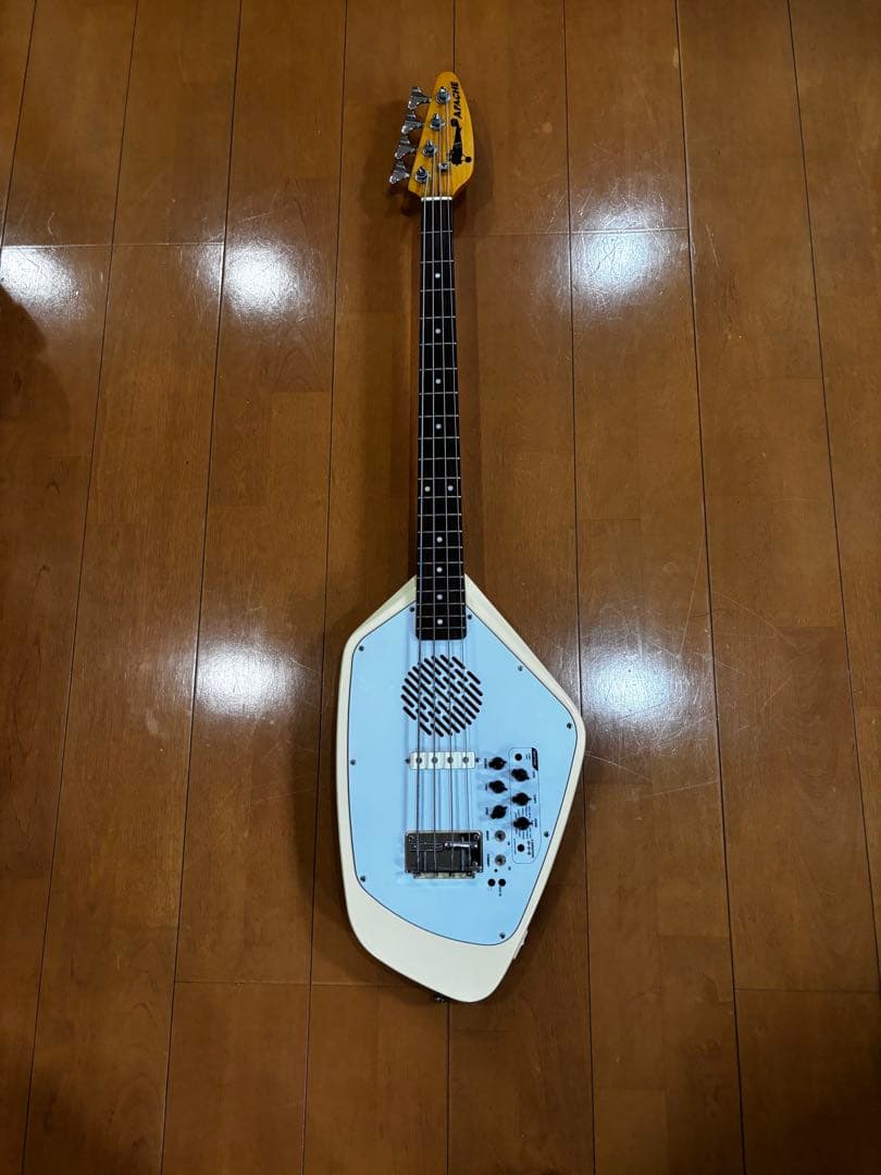 VOX APACHE-2B BASS アンプ内蔵 Phantom