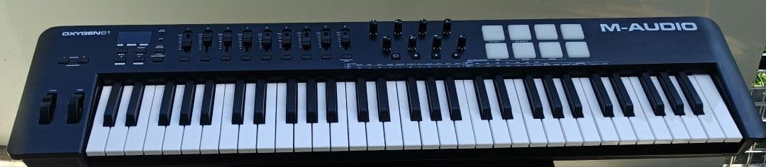 M-Audio Oxygen 61 MIDIキーボード