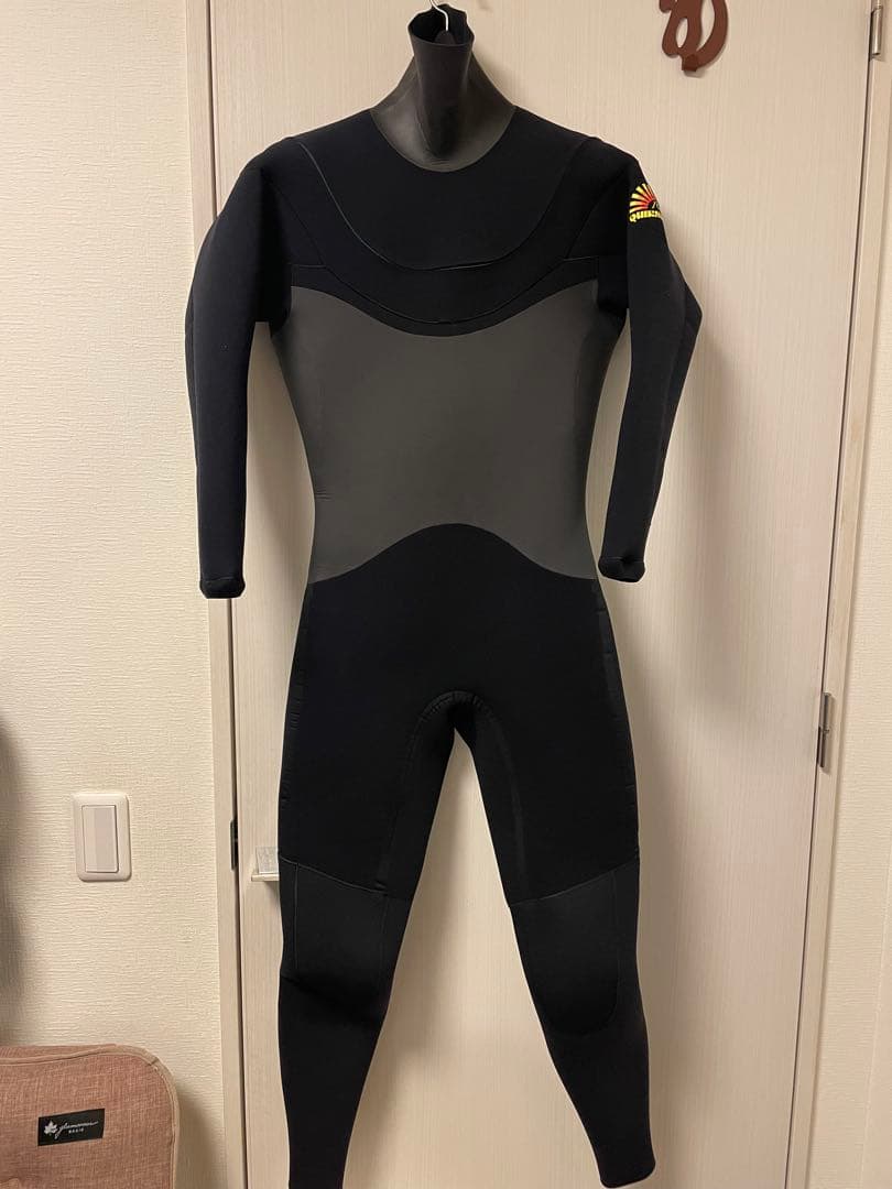 m*i様 クイックシルバー　HYBRID U ZIP ウェットスーツ セミドライ