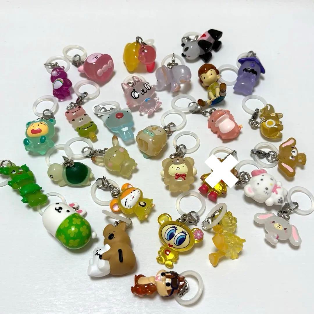 めじるしアクセサリー　まとめ売り　サンリオ　こんなこいるかな　ポケモン　ケアベア