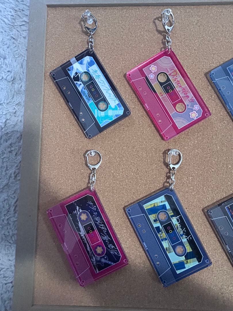 ぼっち・ざ・ろっく！ 結束バンド カセットテープ風アクリルチャーム 10点セット