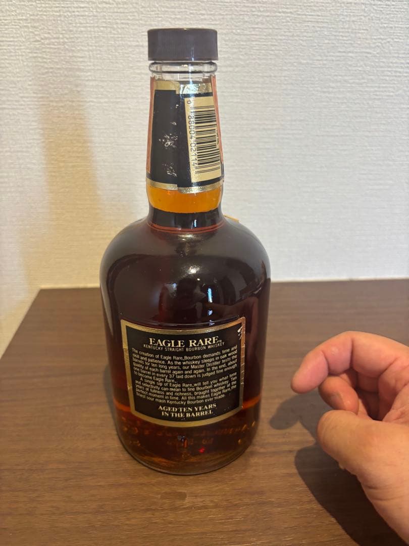 EAGLE RARE 10年 750ml 101プルーフ