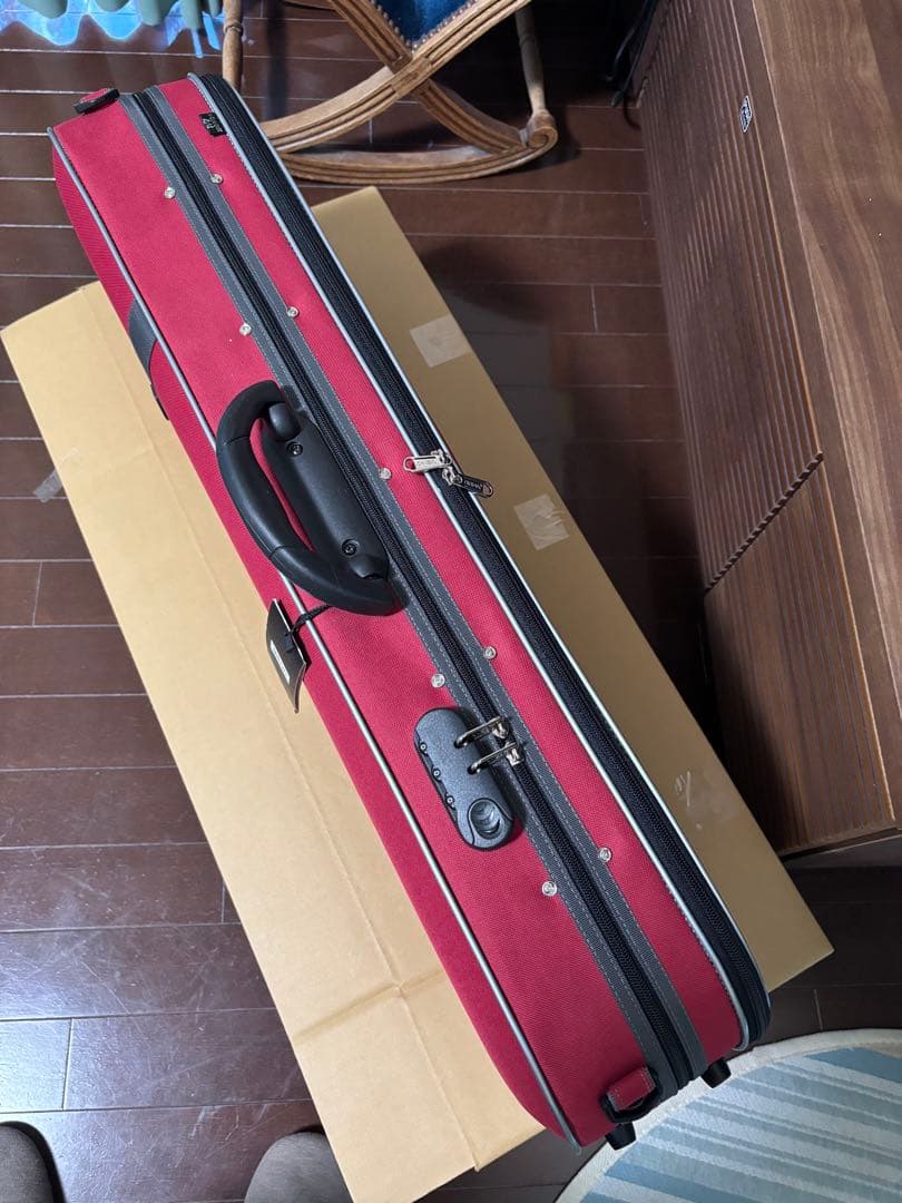 PM900新品軽量 ハイクォリティバイオリンケース　紺、赤選択可能