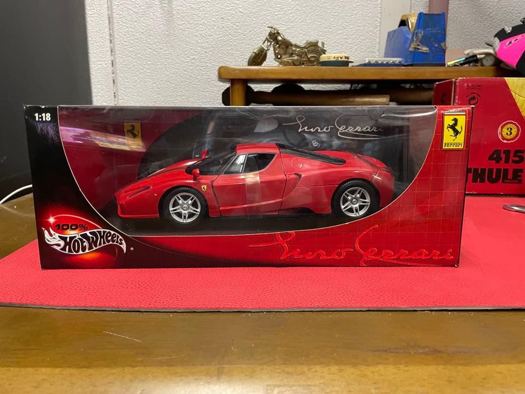 HOT WHEELS   フェラーリ