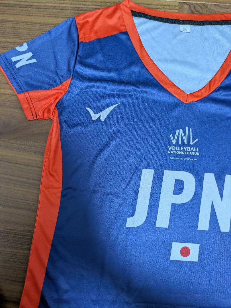 ☆ネーションズリーグ記念シャツ ウェア　ジャージ　シャツ　日本代表　半袖