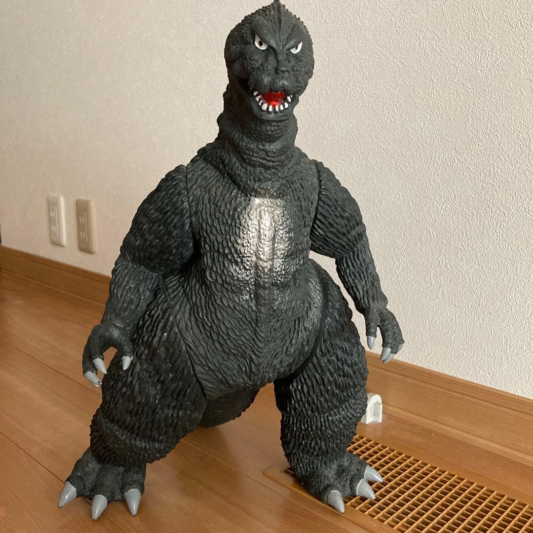 ゴジラ　フィギュア