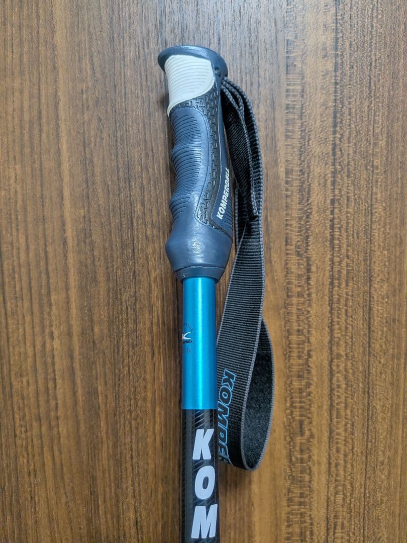 コンパーデル スキーポール ジャパンモデル カーボンプロ バリオ ブルー