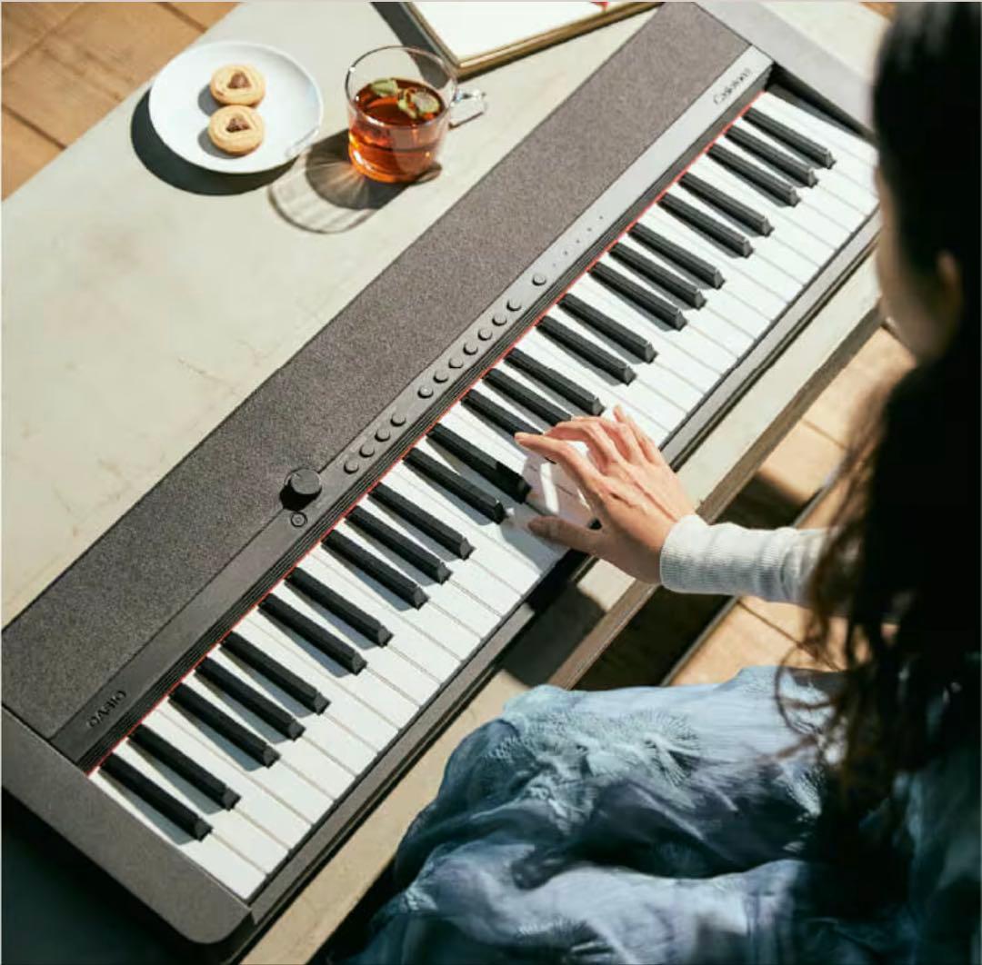 カシオ　キーボード　黒