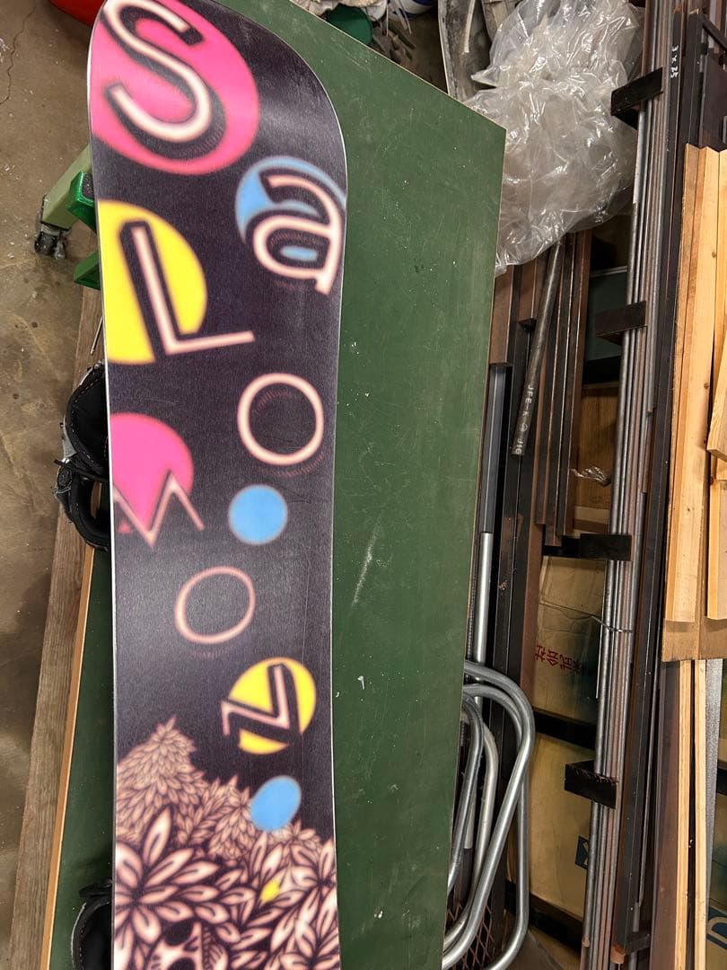 サロモン　カラフルなパンダデザイン スノーボード　139cm