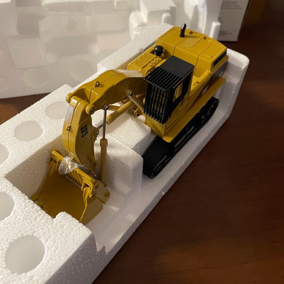 CAT 5080 Front Shovel ノースコット社製 1/50スケール