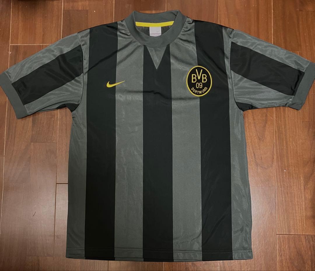 復刻ボルシアドルトムントNike製　サッカーウェア