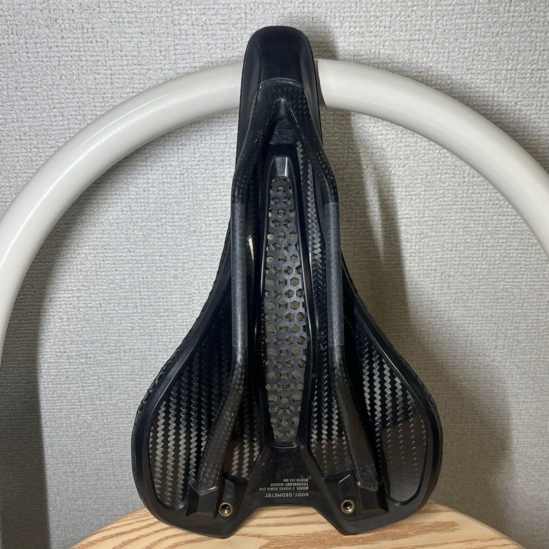 S-WORKS ROMIN EVO mirror 143mm サドル