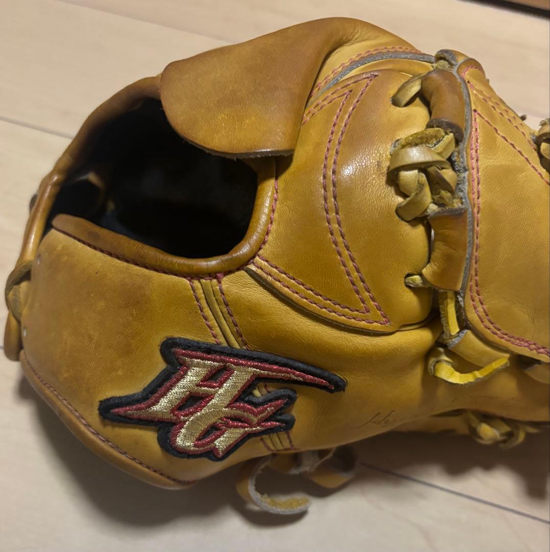中古品！ハイゴールド硬式野球　投手用グローブ