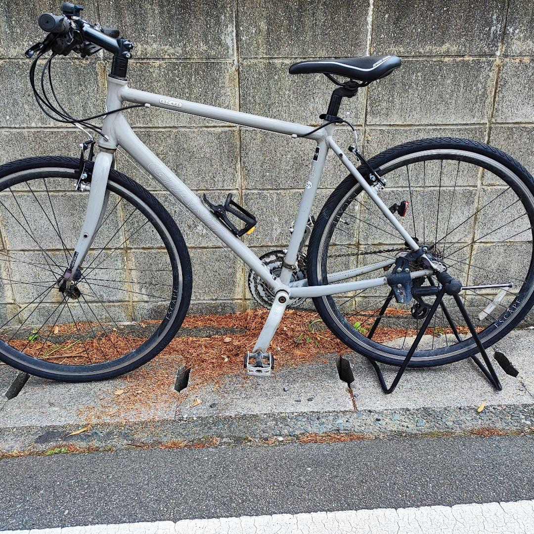 福岡発 配送込みGIANT R3 グレー ジャイアント 新品パーツ多数