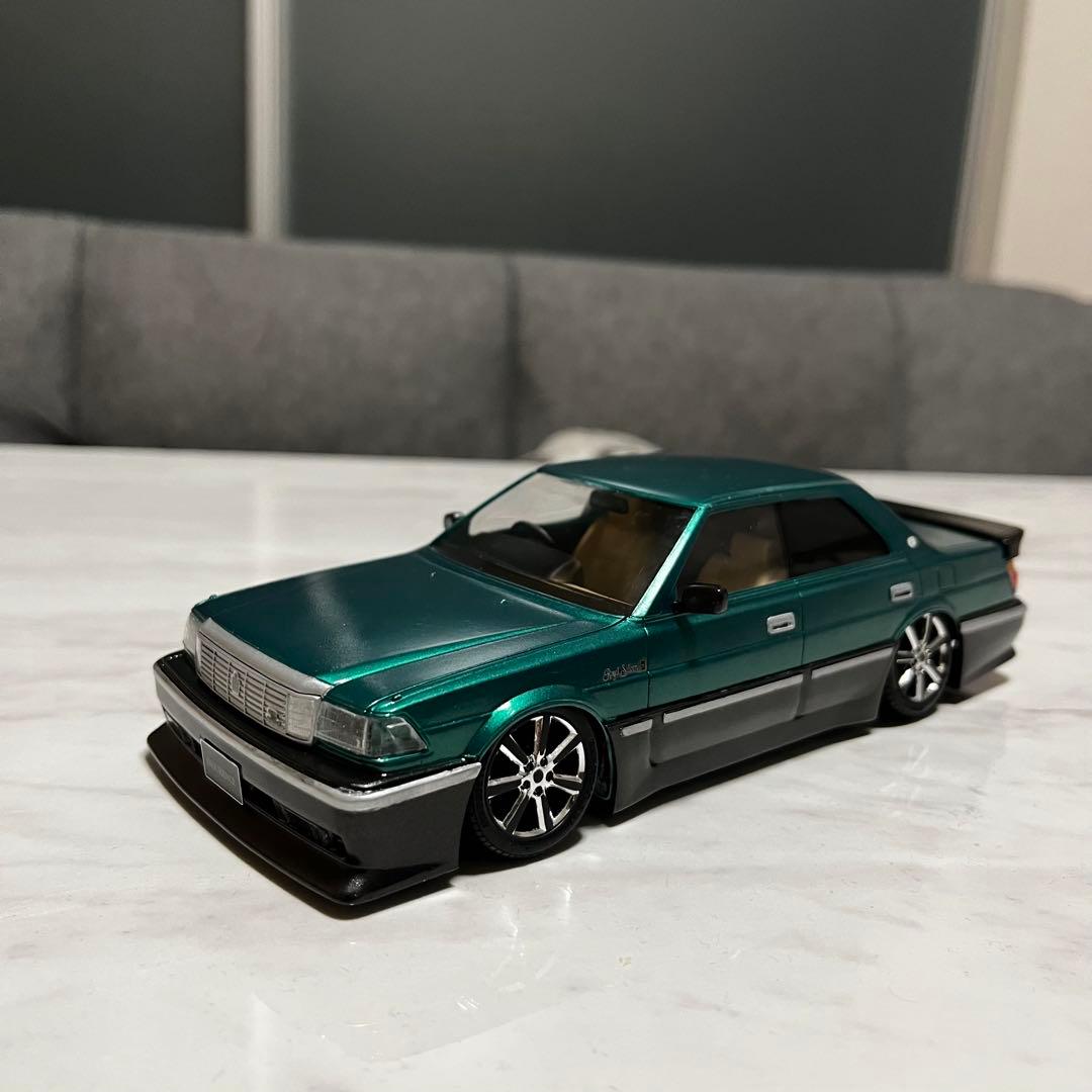 アオシマ プラモデル 1/24 インシュランス UZS131 クラウン