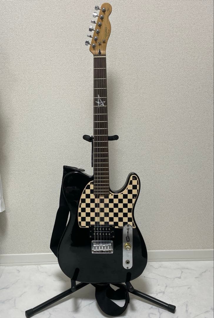 アヴリル・ラヴィーン テレキャスター／Squier by Fender