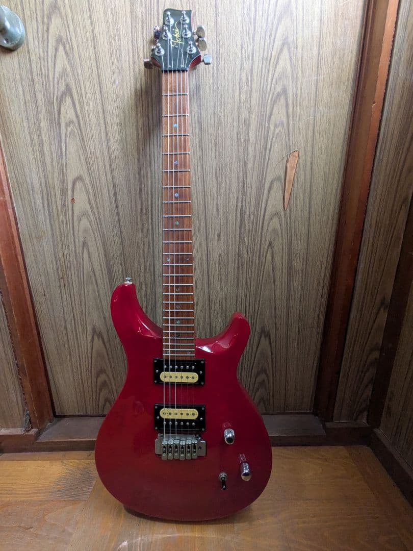 TOKAI レッドエレキギター　PRSタイプ