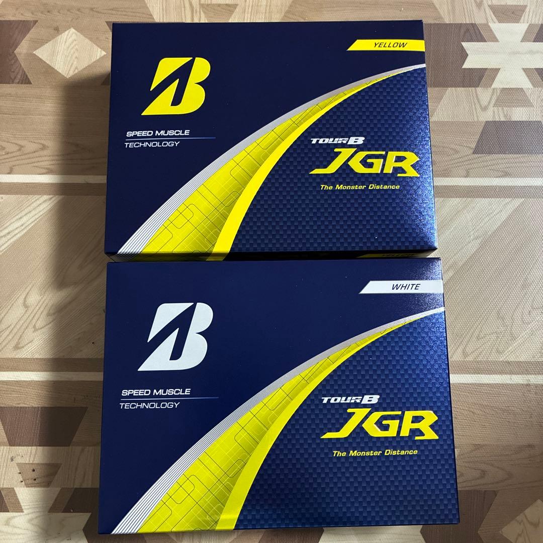 ブリヂストン TOUR B JGR ゴルフボール　ホワイトとイエロー　2ダース