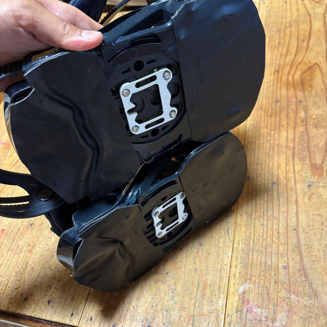 Salomon District ブラック ビンディング　shadowfit