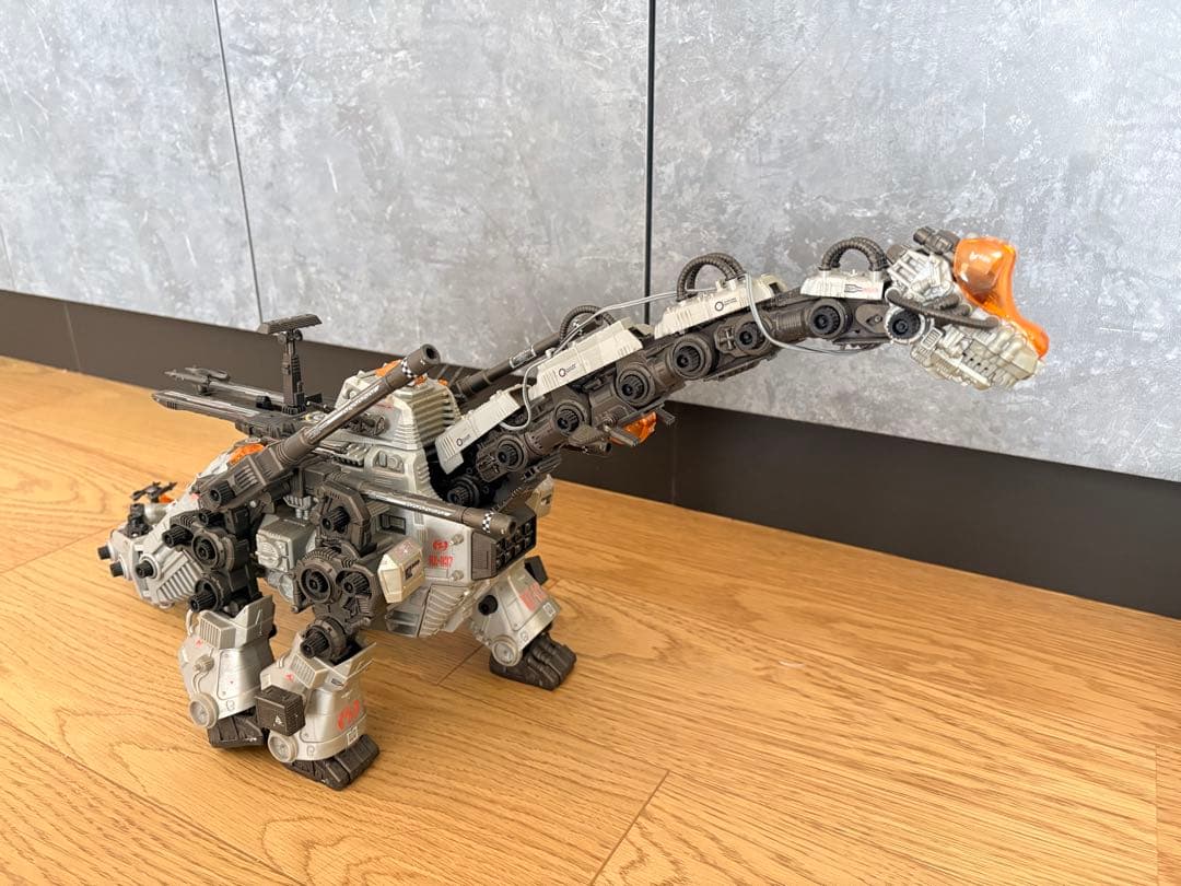 ゾイド ウルトラザウルス（ジャンク品）