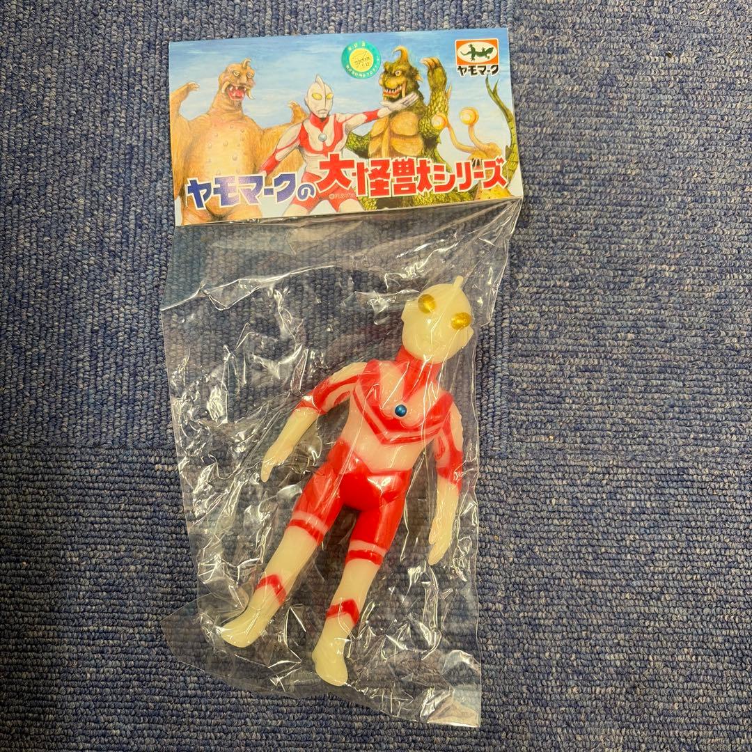 ヤモマーク ウルトラマン ゾフィー ソフビ メディコムトイ ワンフェス
