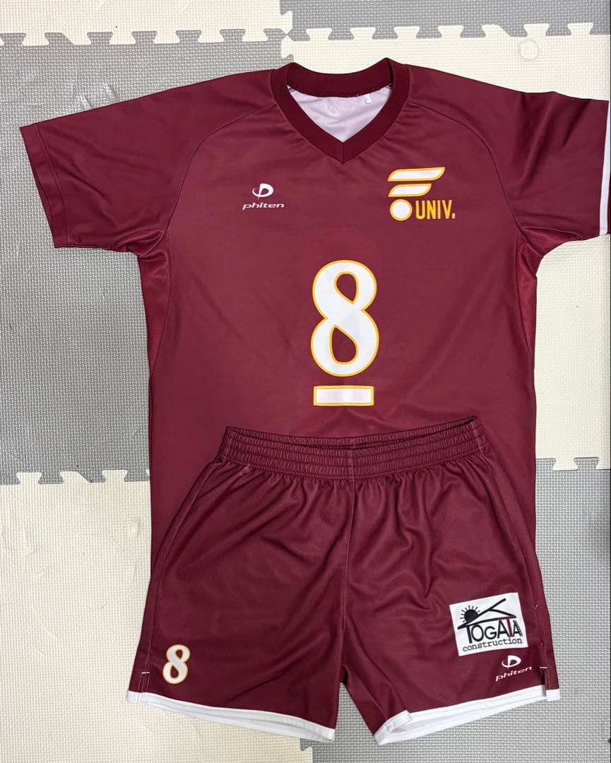 福岡大学 バレーボールユニフォーム2点セット