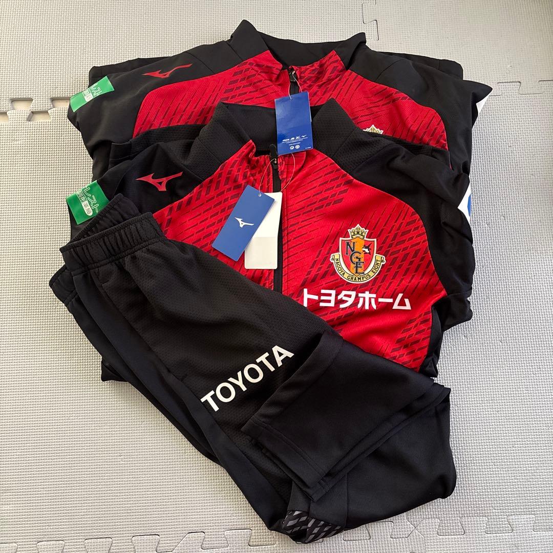 名古屋グランパス　トレーニングウェアセットアップ3点セット　タグ付き　新品