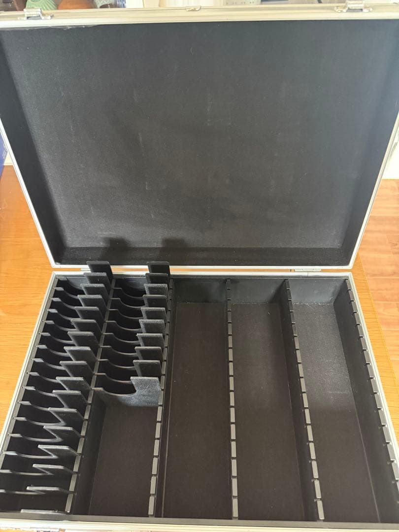 TOYGER CEO Storage アタッシュケース