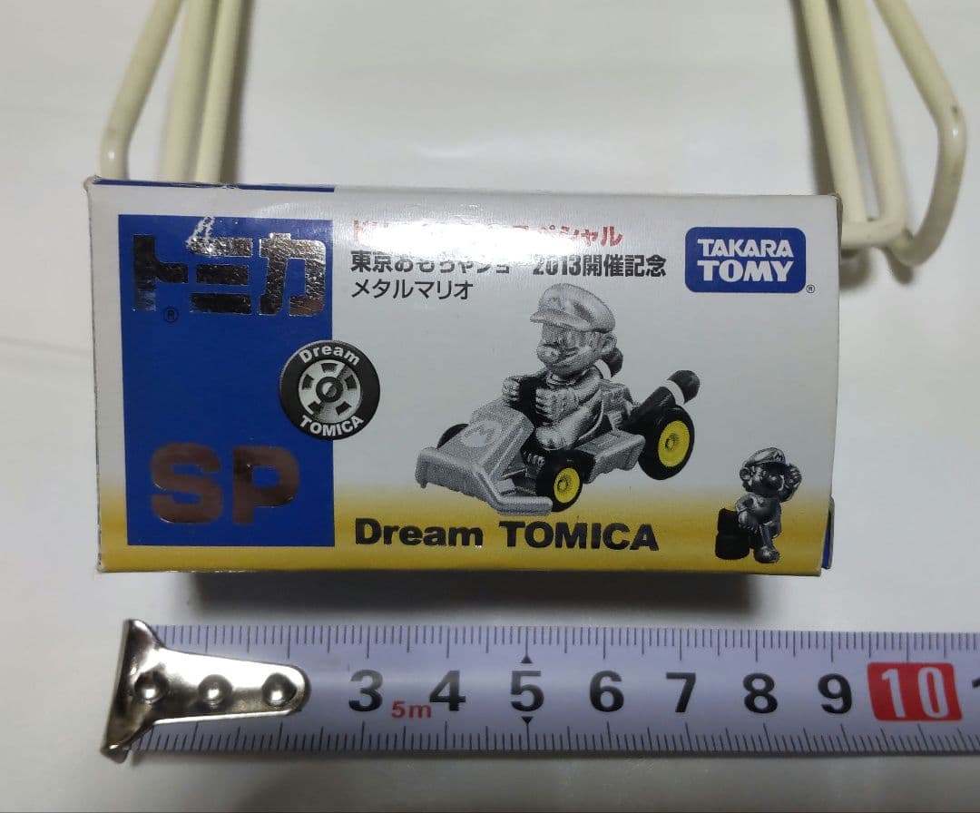 トミカ　ミニカー　マリオ　メタルマリオ　マリオカート