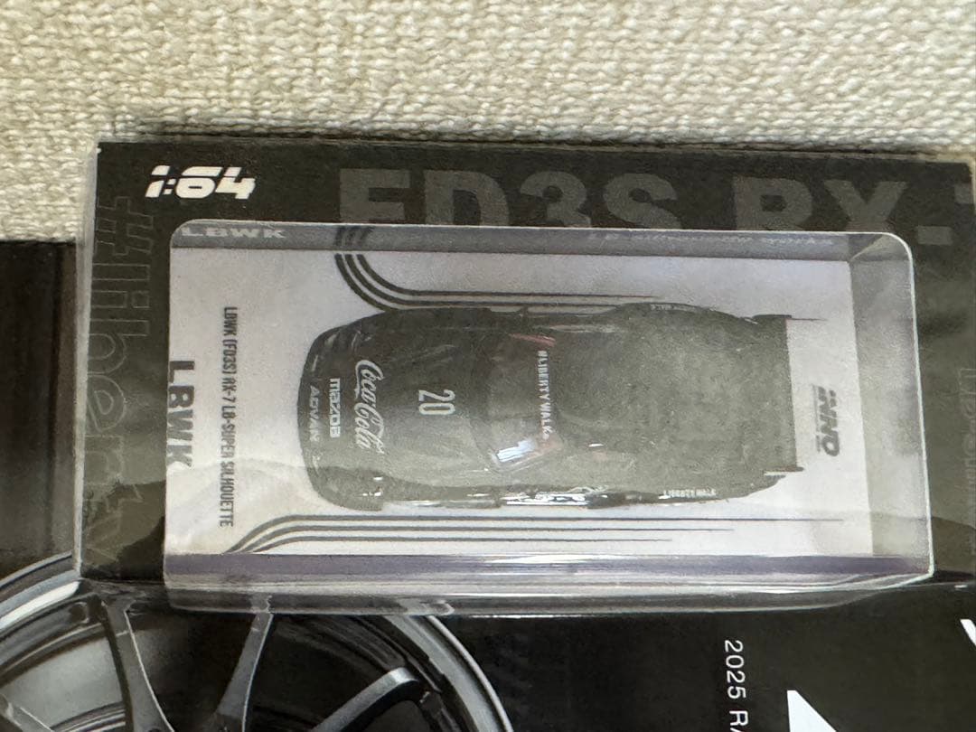 ミニカー Inno64 1/64 LBWK RX7 FD3S liberty walk