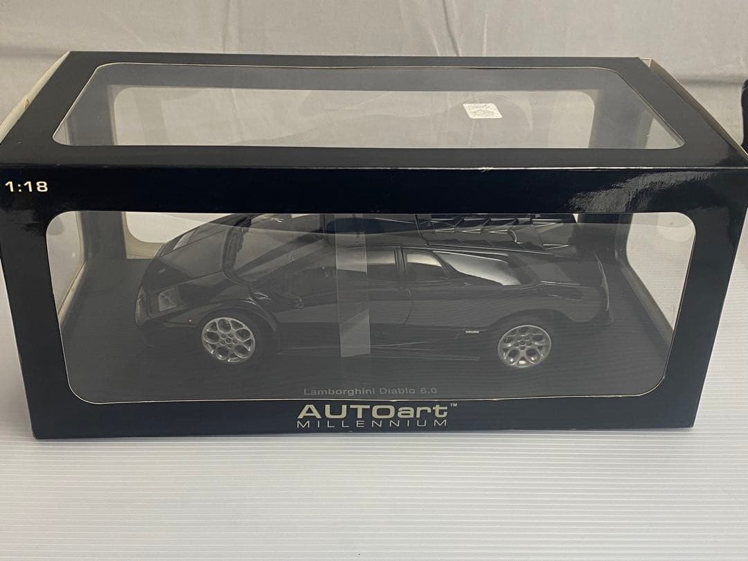 1/18 AUTOart Lamborghini Diablo 6.0 ミニカー