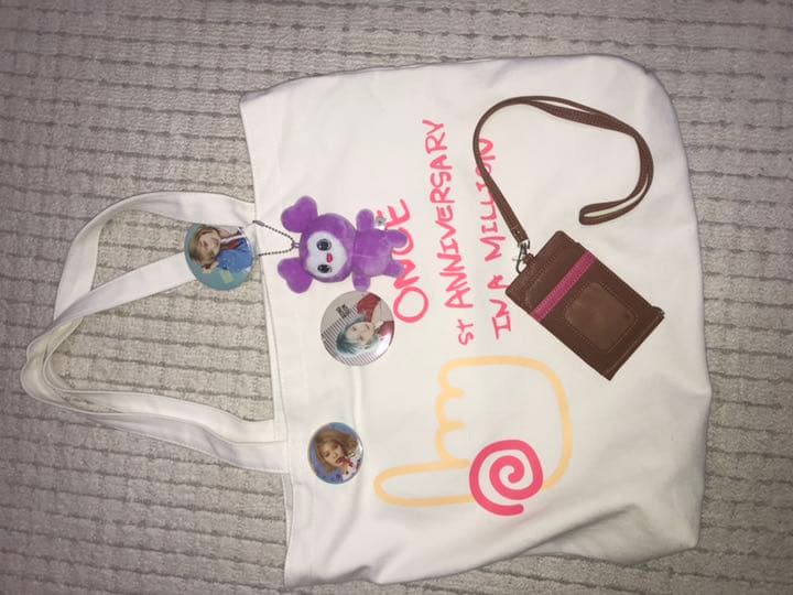 TWICE グッズ