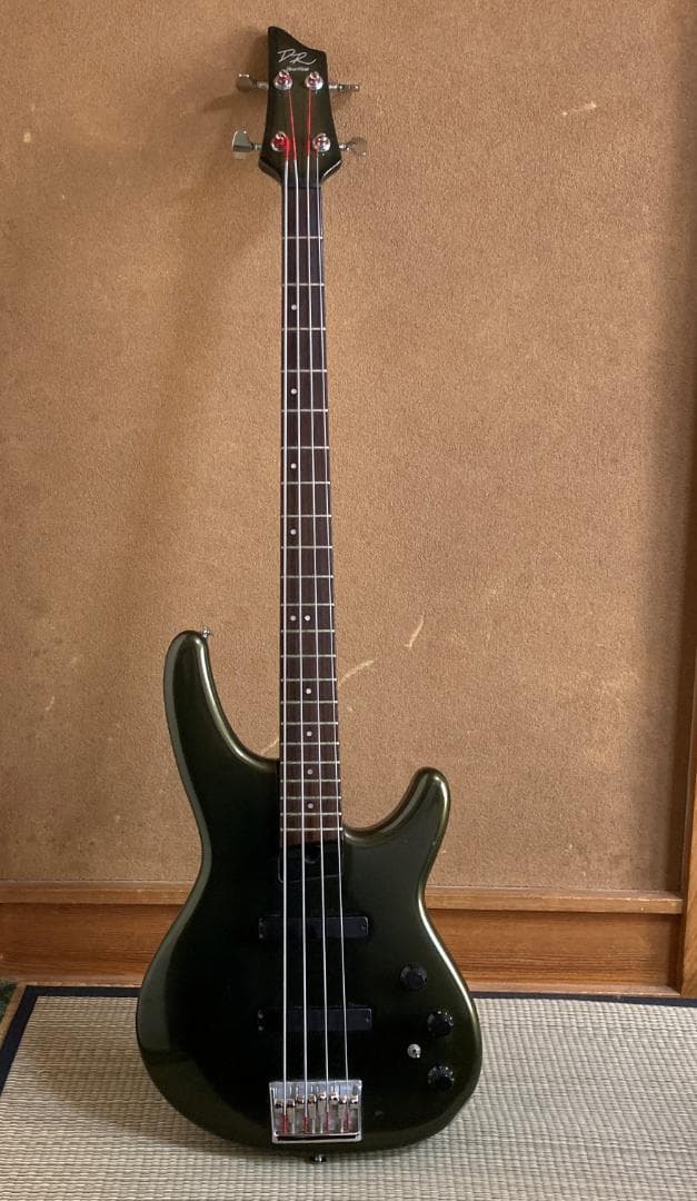 HeartFierd　DR4　エレキベース　希少楽器