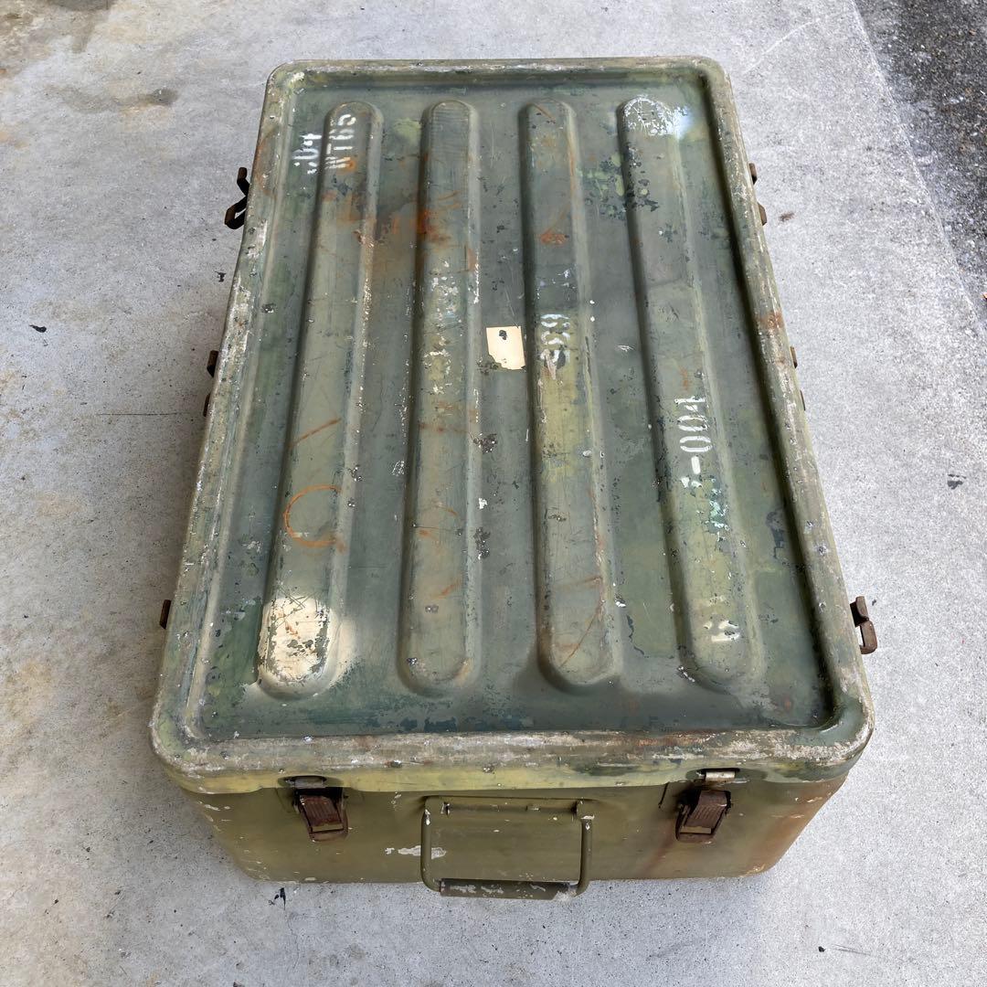 米軍　アルミコンテナ
