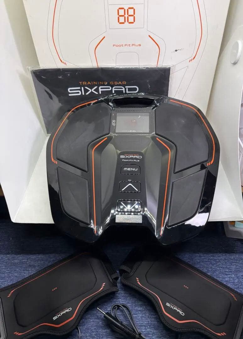 【新年感謝セール】【美品】SIXPAD フットフィットプラス