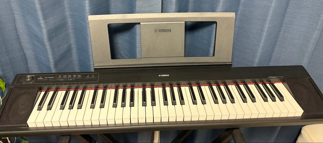 電子ピアノ（YAMAHA piaggero NP-12B 黒)