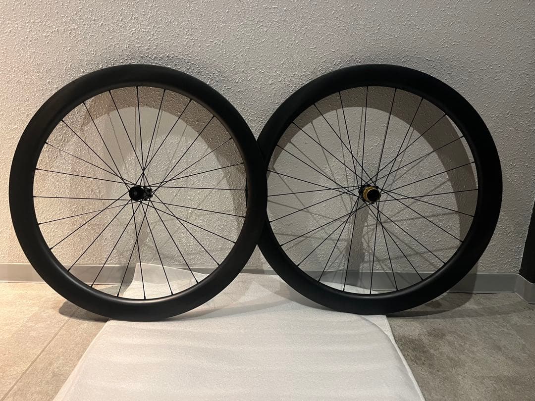 カーボンリムホイール 50mm高 軽量 高剛性 1384g 送料込み