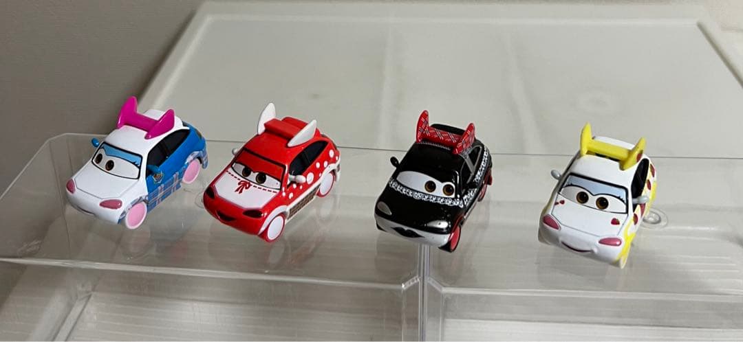 カーズ、マテル、ミニカー、（ハルミ、スキ、CHISAKI、イチゴ ）
