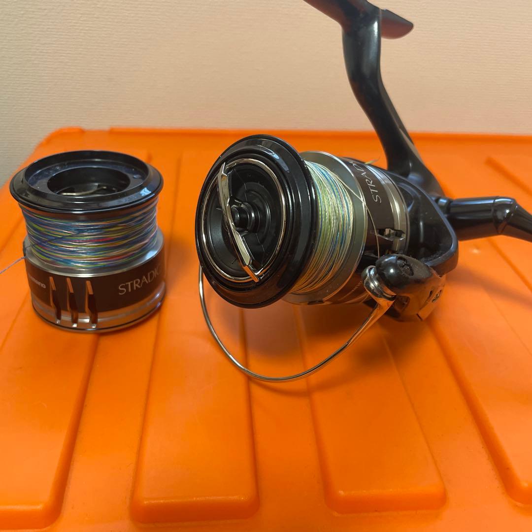 STRADIC SW4000XG スピニングリール