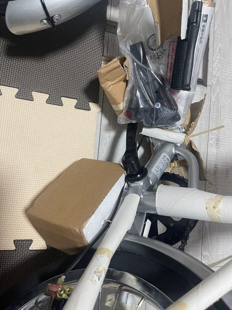 折りたたみ自転車 シルバー　新品未使用