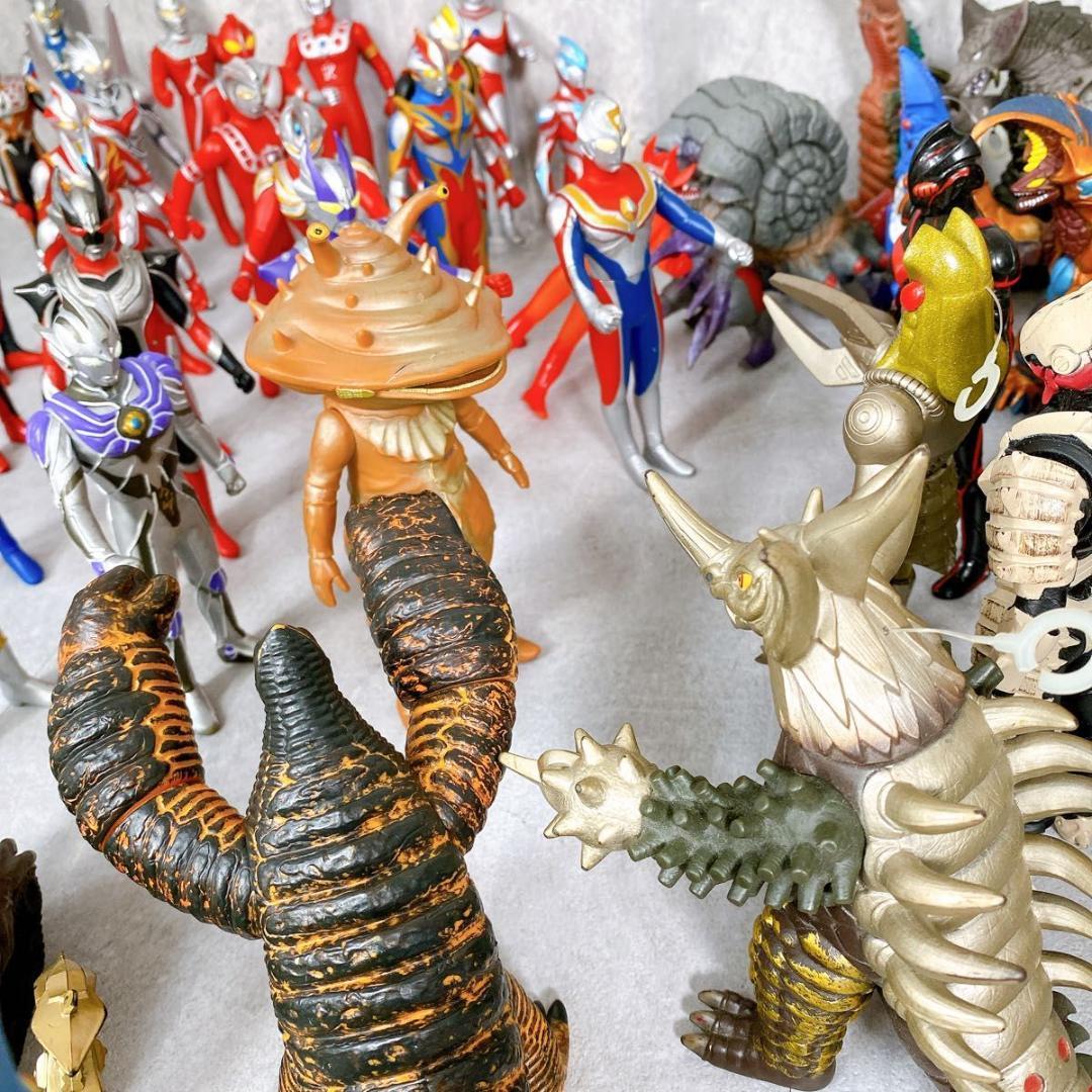 Y336 ウルトラマン & ウルトラ怪獣 シリーズ ソフビ 46体 大量 希少