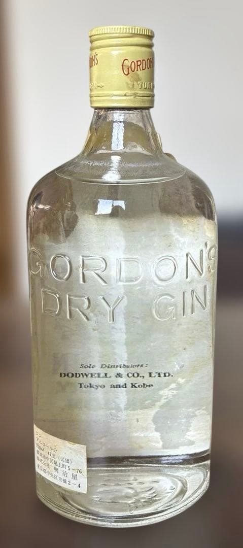 古酒　ゴードン ロンドン ドライ ジン　750ml 47度　ラベル汚れあり