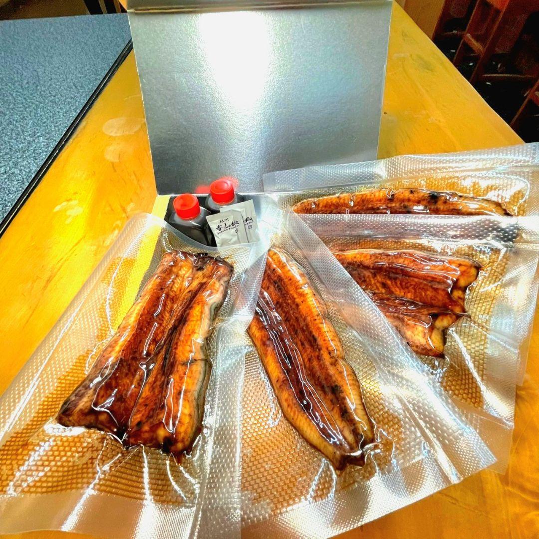 のぶぞう　国産うなぎ蒲焼2尾+肝焼×4本