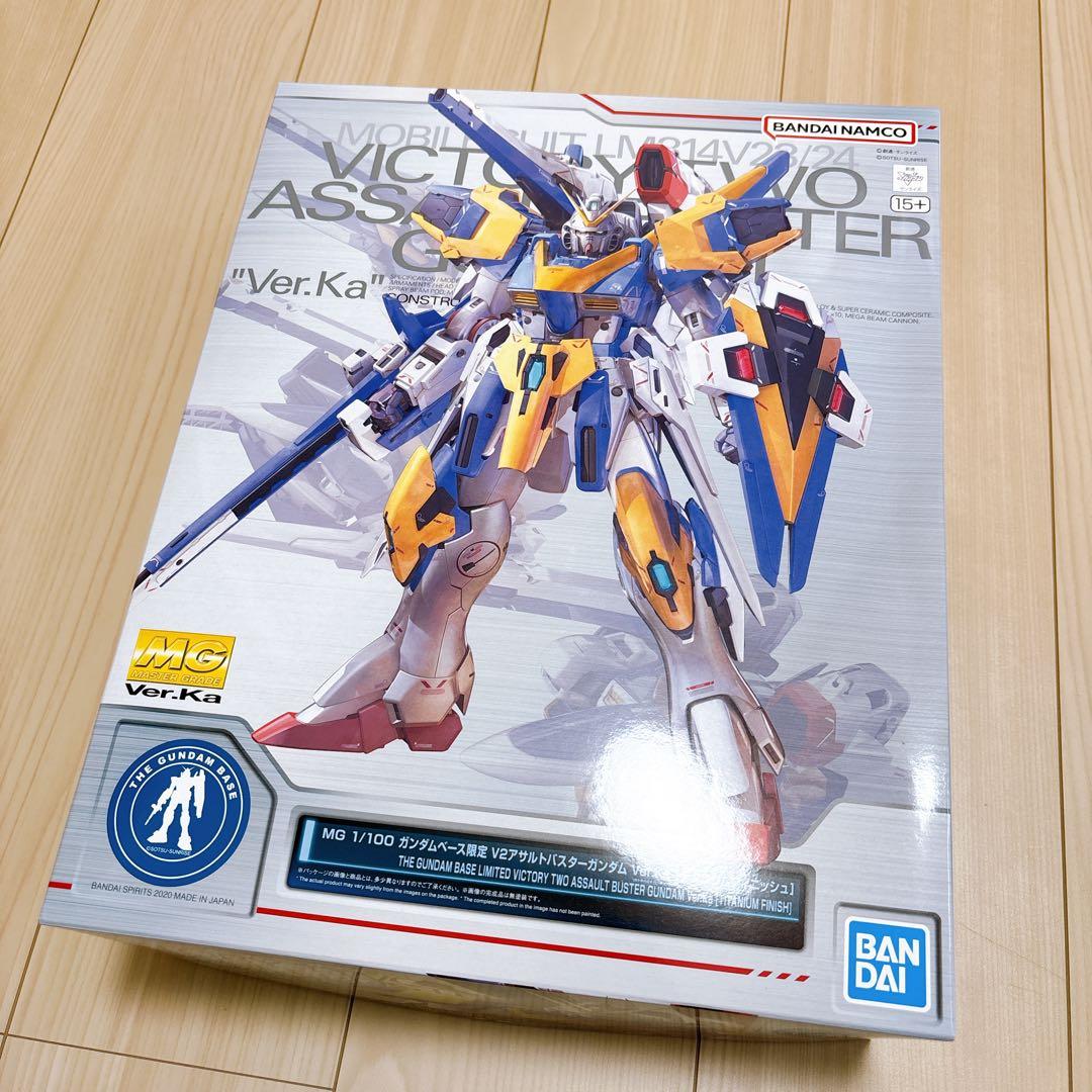 ＭＧ Ｖ２アサルトバスターガンダム Ver.Ka ［チタニウムフィニッシュ］新品