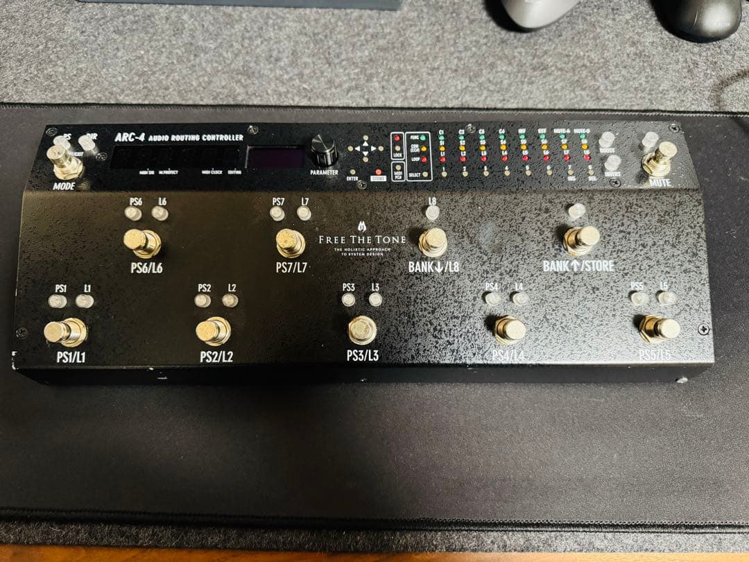 ARC-4 FREE THE TONE スイッチャー
