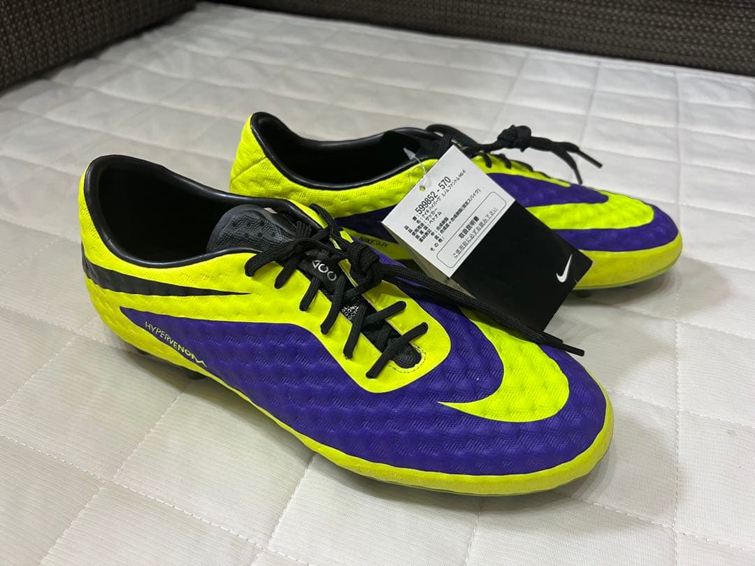 ハイパーヴェノムファントムHG-E サッカーシューズ 24.5cm
